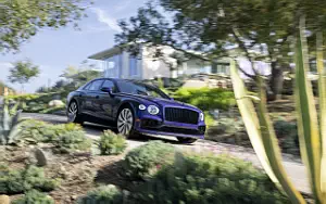 Bentley Flying Spur Hybrid (Azure Purple) US-spec      4K Ultra HD
