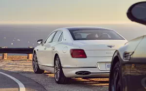 Bentley Flying Spur Hybrid Odyssean Edition US-spec      4K Ultra HD