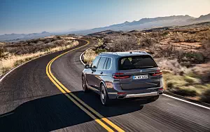 BMW X7 xDrive40i      4K Ultra HD