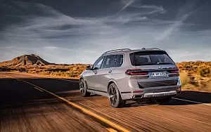 BMW X7 xDrive40i      4K Ultra HD