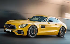 Mercedes-AMG GT S      4K Ultra HD