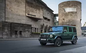 Mercedes-Benz G 400 d AMG Line UK-spec      4K Ultra HD