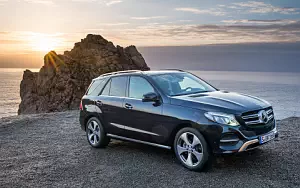 Mercedes-Benz GLE 250 d 4MATIC      4K Ultra HD