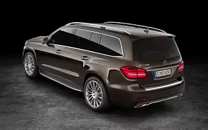 Mercedes-Benz GLS 500 4MATIC AMG Line      4K Ultra HD