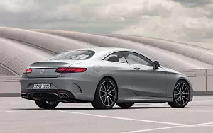 Mercedes-Benz S 560 Coupe AMG Line      4K Ultra HD