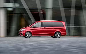 Mercedes-Benz V-class Designo Hyacinth Red Metallic      4K Ultra HD