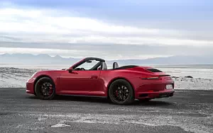 Porsche 911 Carrera GTS Cabriolet      4K Ultra HD