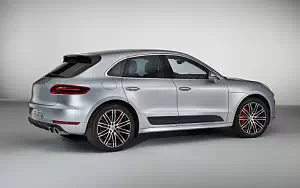 Porsche Macan Turbo Performance Package      4K Ultra HD