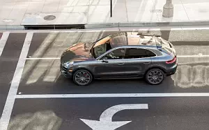 Porsche Macan Turbo US-spec      4K Ultra HD