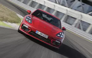 Porsche Panamera GTS Sport Turismo      4K Ultra HD