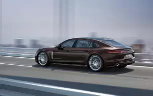 Porsche Panamera 4 Executive      4K Ultra HD