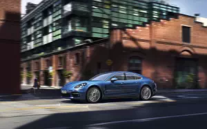 Porsche Panamera 4S      4K Ultra HD