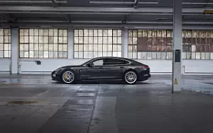 Porsche Panamera Turbo S E-Hybrid Executive      4K Ultra HD