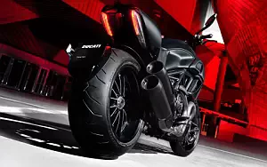 Ducati Diavel Dark      4K Ultra HD