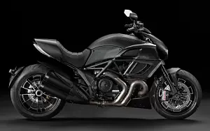 Ducati Diavel Dark      4K Ultra HD