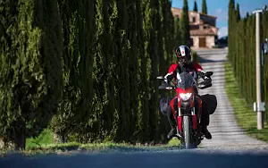 Ducati Hyperstrada      4K Ultra HD