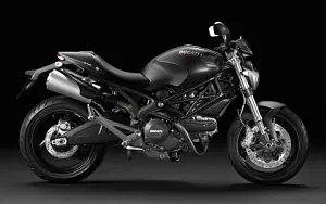 Ducati Monster 696      4K Ultra HD