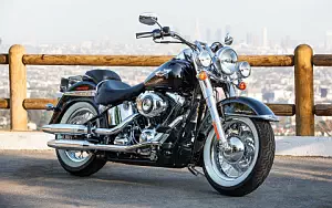 Harley-Davidson Softail Deluxe      4K Ultra HD