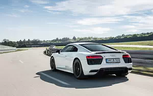 Audi R8 V10 RWS      4K Ultra HD