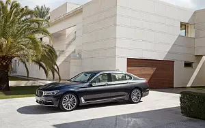 BMW 750Li xDrive      4K Ultra HD