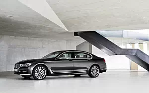 BMW 750Li xDrive      4K Ultra HD