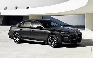 BMW 760i xDrive M Sport US-spec      4K Ultra HD