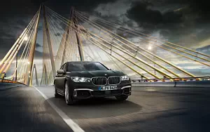 BMW M760Li xDrive      4K Ultra HD