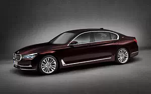 BMW M760Li xDrive V12 Excellence      4K Ultra HD