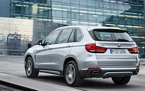 BMW X5 xDrive40e      4K Ultra HD