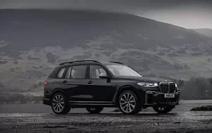 BMW X7 M50d UK-spec      4K Ultra HD