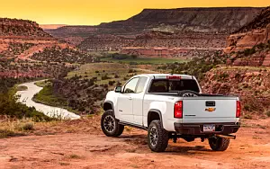 Chevrolet Colorado ZR2 Extended Cab Duramax Diesel      4K Ultra HD