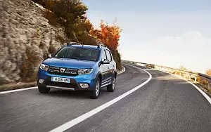 Dacia Sandero Stepway      4K Ultra HD