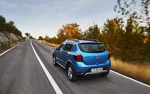 Dacia Sandero Stepway      4K Ultra HD