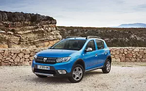 Dacia Sandero Stepway      4K Ultra HD