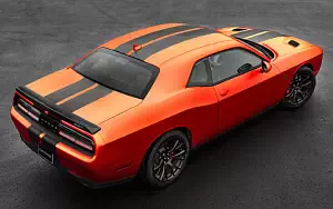 Dodge Challenger SRT Hellcat Go Mango      4K Ultra HD