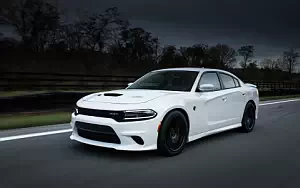 Dodge Charger SRT Hellcat      4K Ultra HD