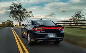 Dodge Charger SXT AWD      4K Ultra HD