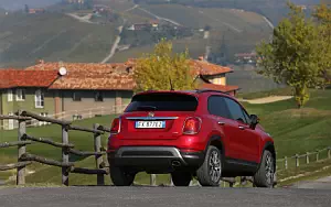 Fiat 500X Cross      4K Ultra HD