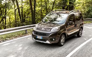 Fiat Qubo Trekking      4K Ultra HD