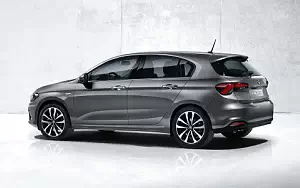 Fiat Tipo 5-door      4K Ultra HD