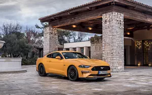 Ford Mustang GT Fastback (Orange Fury) EU-spec      4K Ultra HD