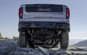 GMC Sierra AT4X Crew Cab AEV Edition      4K Ultra HD