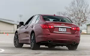 Infiniti Q50      4K Ultra HD