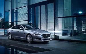 Jaguar XF Prestige      4K Ultra HD