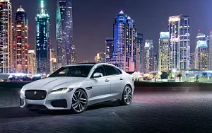 Jaguar XF S AWD      4K Ultra HD