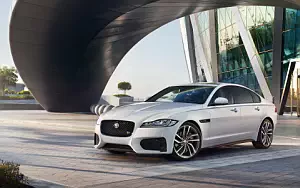 Jaguar XF S AWD      4K Ultra HD