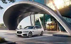 Jaguar XF S AWD      4K Ultra HD