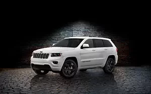 Jeep Grand Cherokee Altitude      4K Ultra HD