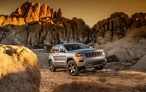 Jeep Grand Cherokee Trailhawk      4K Ultra HD