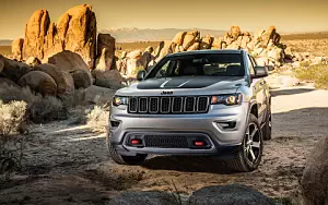 Jeep Grand Cherokee Trailhawk      4K Ultra HD